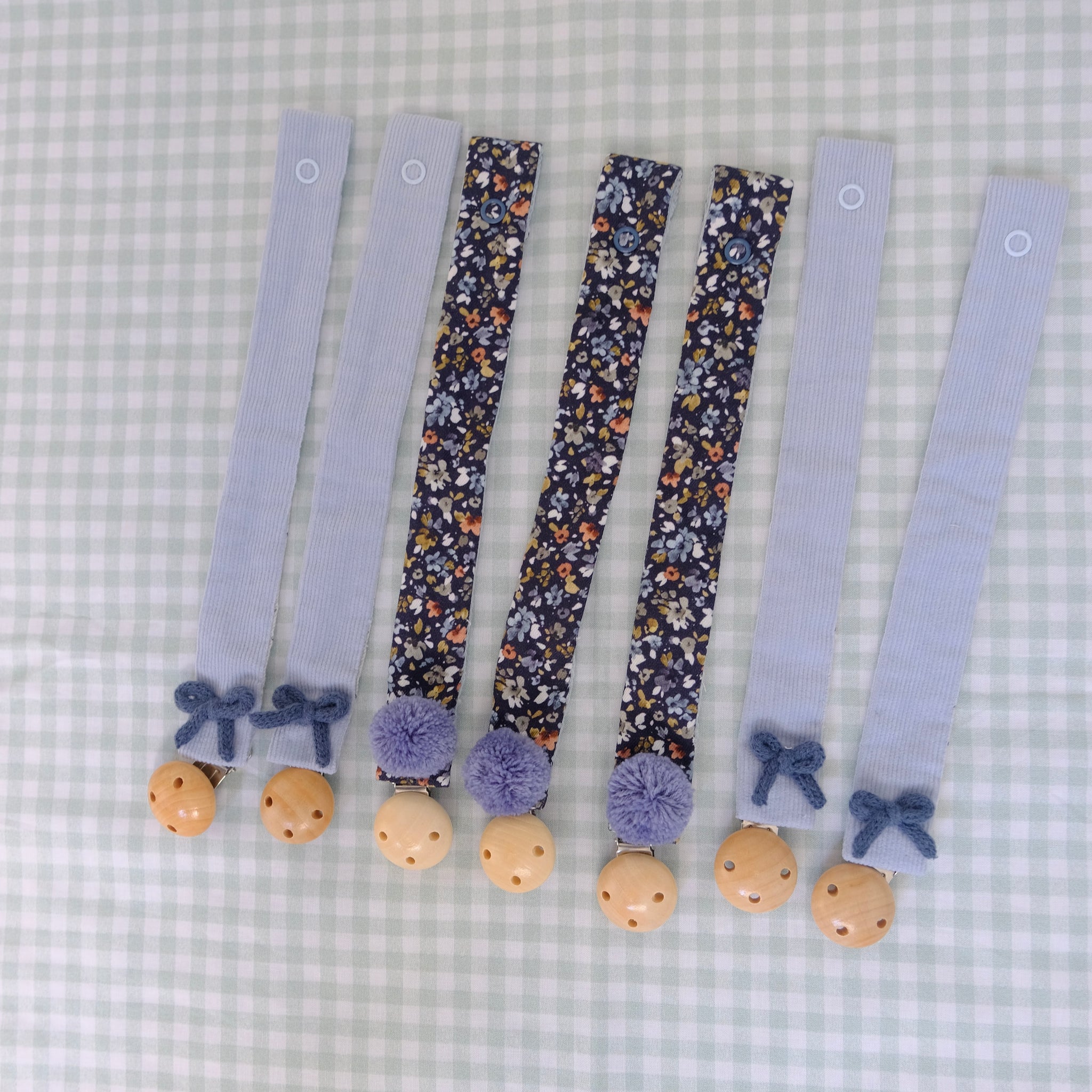 Glacier Flowers Pacifier Clip